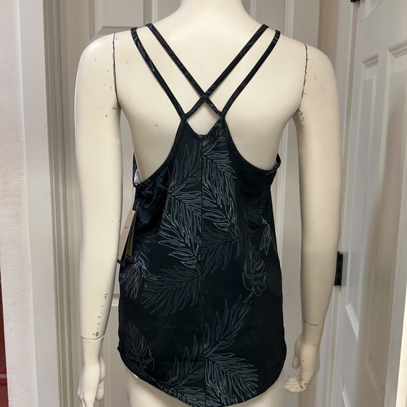 Nike Tennis/Athletic/Athleisure Tank, NWT! - Picture 4 of 10